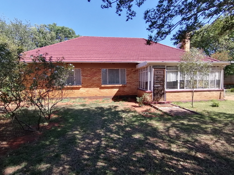 4 Bedroom Property for Sale in Stilfontein Ext 3 North West